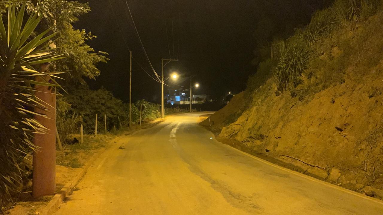 Mais Segurança: Rodovia Chico Dias recebe Iluminação Pública