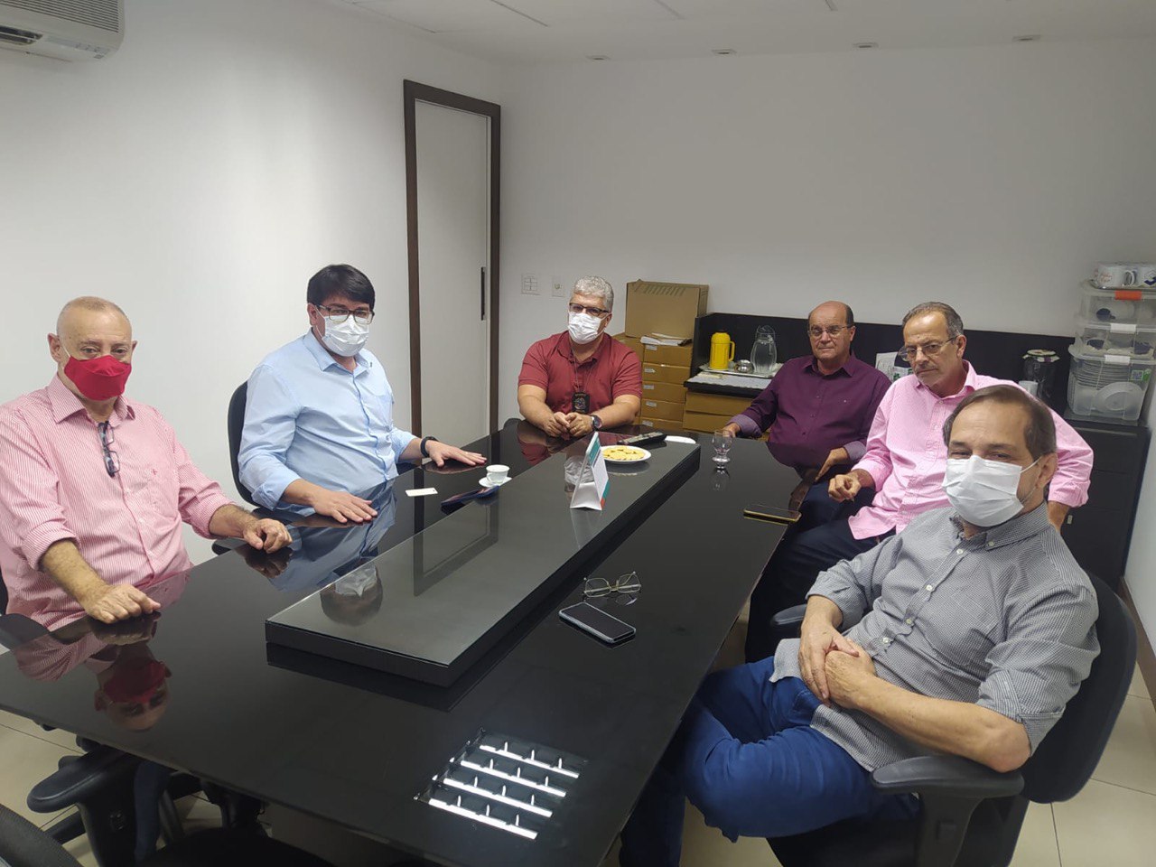 Prefeito e SindiFiscal debatem parcerias na área tributária
