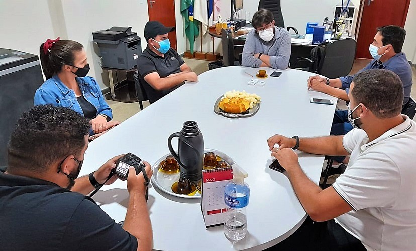 Estado e município conversam sobre investimento no setor de esportes em Ibatiba