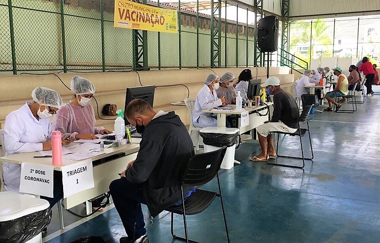 Mutirão de vacinação contra Covid-19 em Ibatiba aplicou 691 doses em dois dias