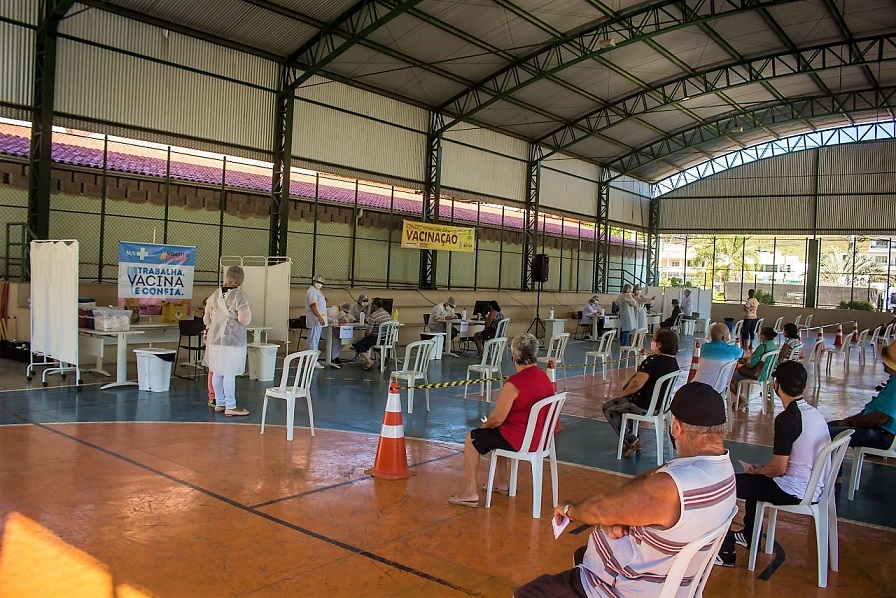 Mais de 760 pessoas vacinadas contra Covid em um dia nesta terça-feira em Ibatiba