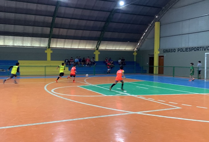 Secretaria de Esportes de Ibatiba realiza evento que reuniu atletas do futsal e famílias