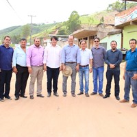 Prefeito discute sobre paralelas da BR-262