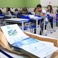 Prefeitura divulga o programa ID Jovem nas escolas
