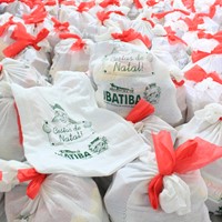 Prefeitura realiza entrega de cestas de alimentos para as famílias carentes da cidade