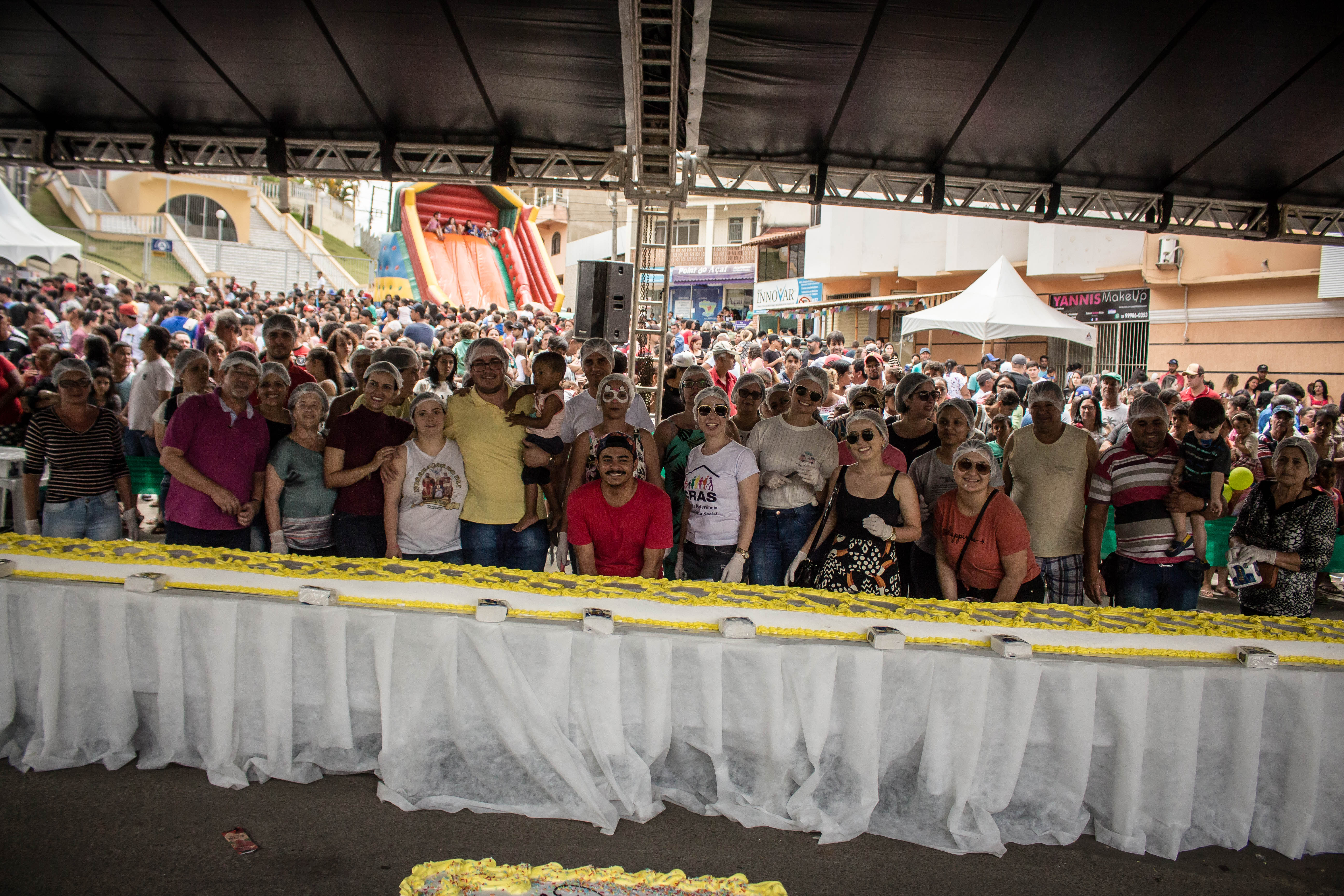 Muita diversão e bolo gigante marcaram a 3º Festa das Crianças de Ibatiba