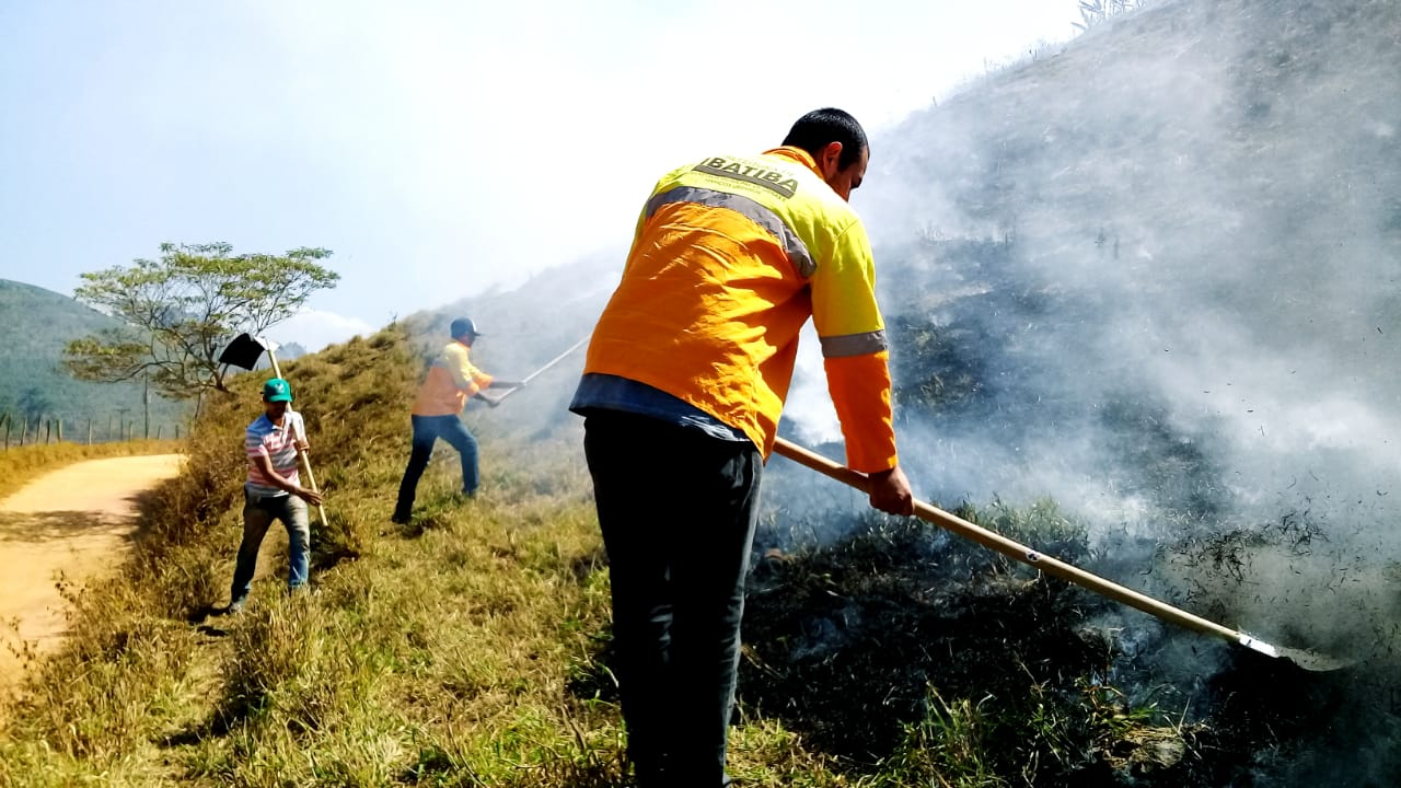 Entre ontem e hoje três focos de incêndio foram combatidos pela Defesa Civil Municipal