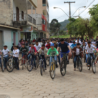 Passeio ciclístico da Feira Verde movimentou a cidade