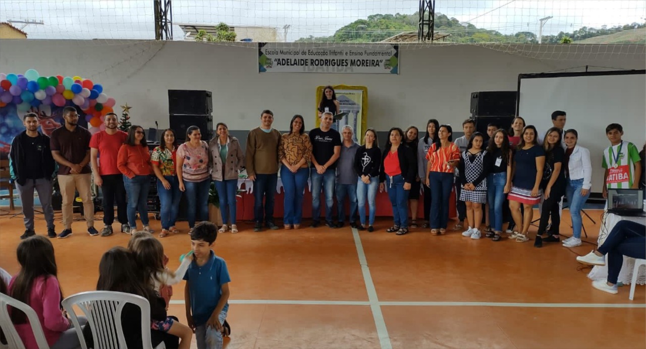 Retrospectiva: encerramento do ano letivo da Escola Municipal de Tempo Integral Adelaide Rodrigues Moreira 