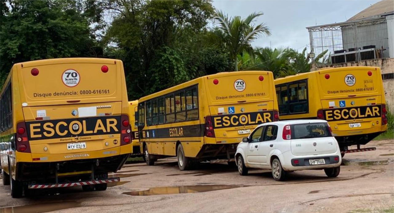 Prefeitura realiza vistoria em veículos do transporte escolar