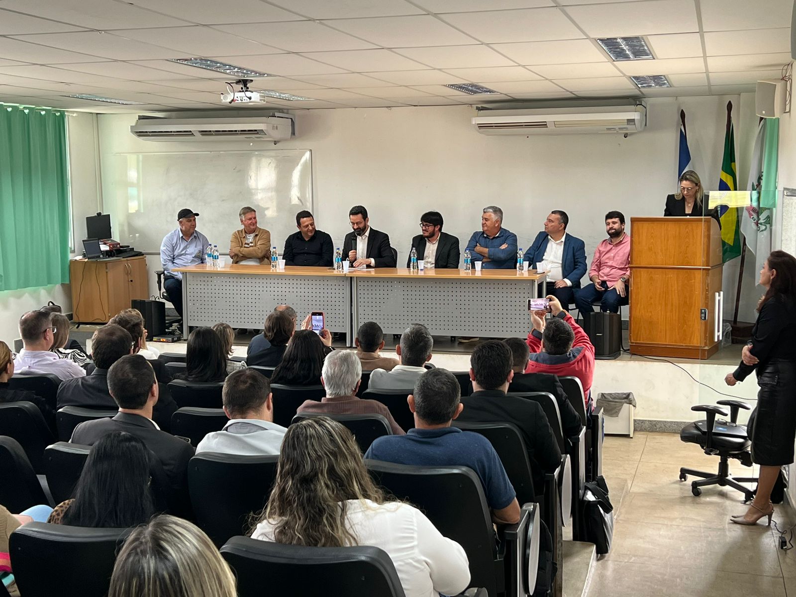 Ibatiba sedia abertura do Encontro de Formação em Controle do Tribunal de Contas do Espirito Santo. 