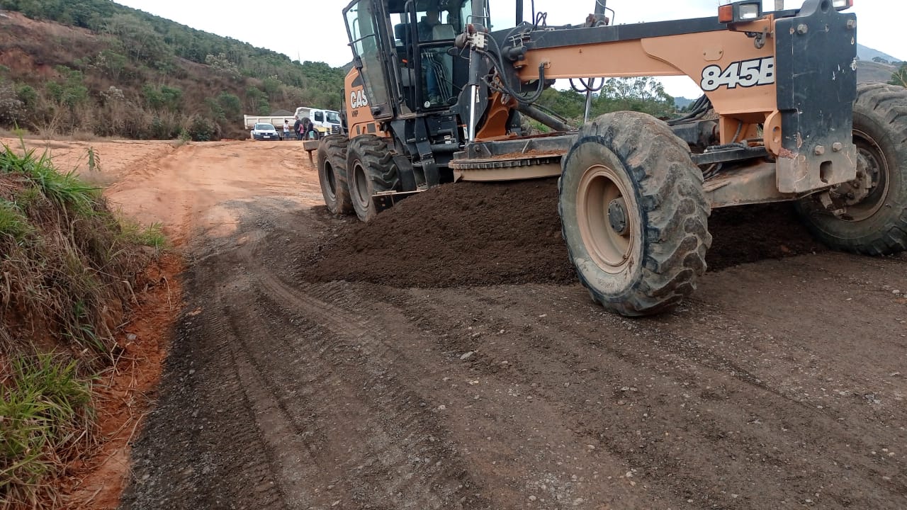 Diversas localidades recebem infraestrutura rural 