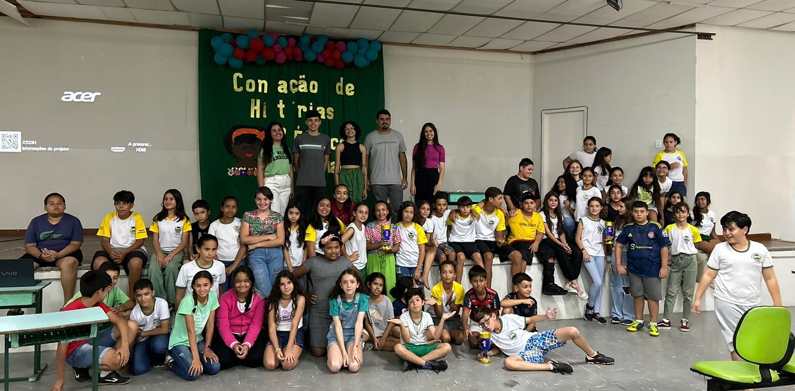 Dia Nacional da Reciclagem: Alunos participam de Gincana de conscientização sobre como reciclar o lixo.