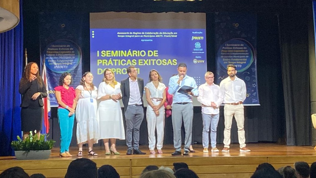 Ensino de Qualidade: Educadores participam do Seminário de Práticas Exitosas do PROETI